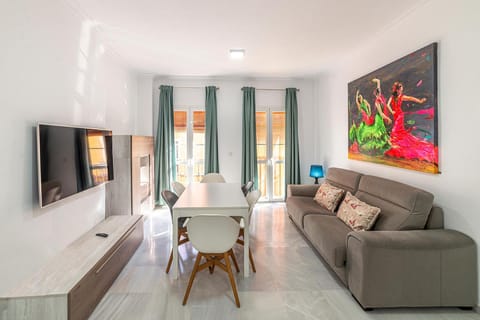 TV and multimedia, Living room, Dining area