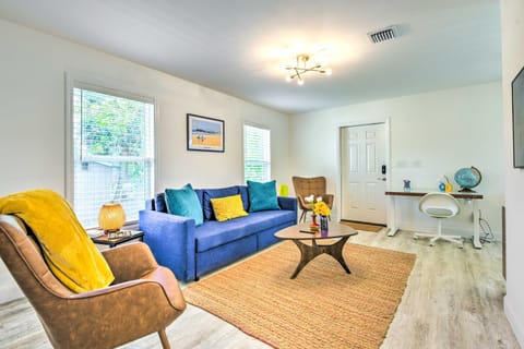 Near Downtown and Ocean Sarasota Getaway House in Sarasota