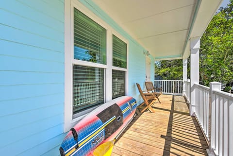 Near Downtown and Ocean Sarasota Getaway House in Sarasota