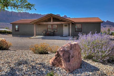 Property building, Natural landscape, Mountain view