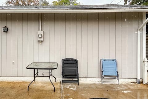 Livin' the Dream House in Springfield