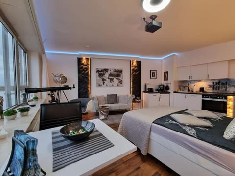 Traumblick! Mitten im Wasser, den Wolken ganz nah! Apartment in Schleswig