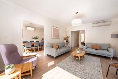 Living room, air conditioner