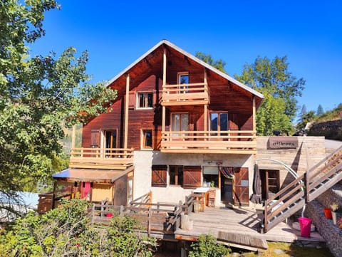 Chalet Ailleurs Appartement à Molines en Queyras Apartment in Piedmont