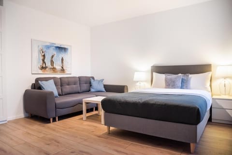 Bed, Living room, Photo of the whole room, Seating area, Bedroom
