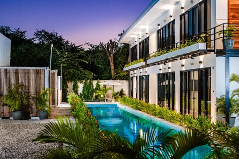 Property building, Swimming pool