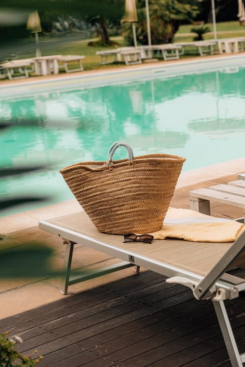 Pool view, Swimming pool, sunbed
