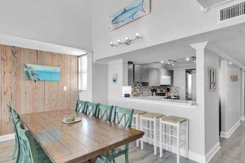 St Thomas - Waterfront Penthouse sleeps 16 w Pool & Boat Dock House in Key West