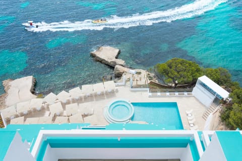 Bird's eye view, Pool view, Sea view, Swimming pool, Swimming pool