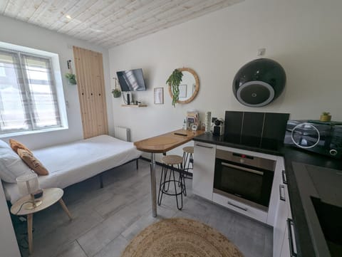 Studio cosy proche du centre-ville Apartment in Paray-le-Monial