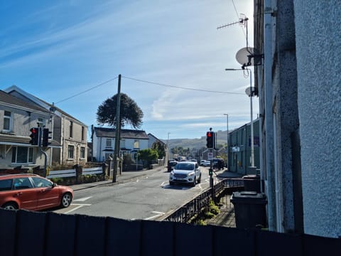 Property building, Neighbourhood, Street view