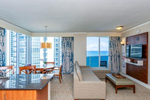 TRUMP INTERNATIONAL BEACH RESORT 2 BEDROOM APARTMENT 1600 Sf Ocean and Bay View With Terrace Apartment in Sunny Isles Beach