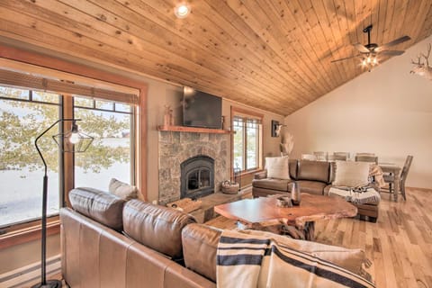 Stunning Gallatin Gateway Mountain Retreat! House in Idaho