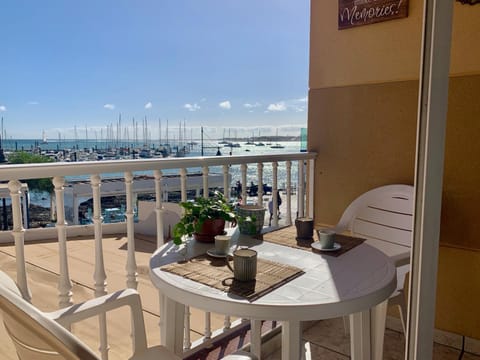 Balcony/Terrace, Balcony/Terrace