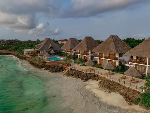 Property building, Natural landscape, Sea view, Swimming pool