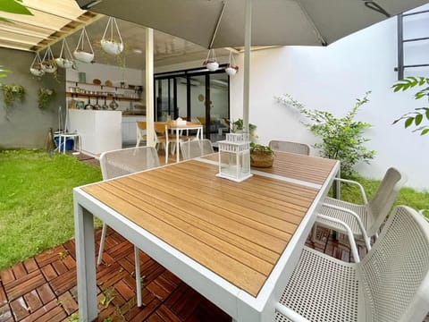 Dining area, Garden view