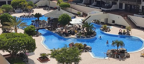 Garden, Swimming pool