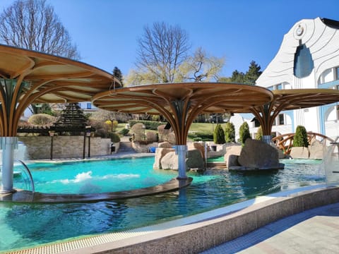 Swimming pool, sunbed