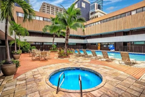 Hot Tub, Pool view, Swimming pool, sunbed