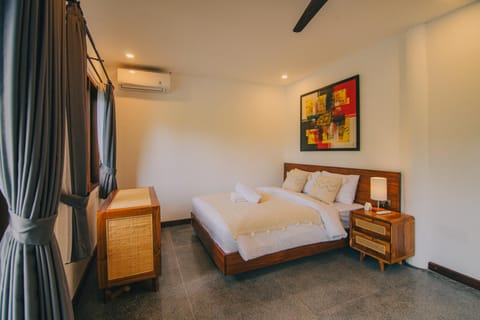 Bed, Bedroom, air conditioner