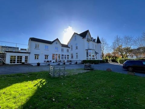 La Villa Blanche Spa Bed and Breakfast in Wallonia, Belgium