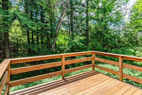 Coolidge Drive Retreat House in Quechee