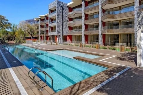 Pool view, Swimming pool, Swimming pool