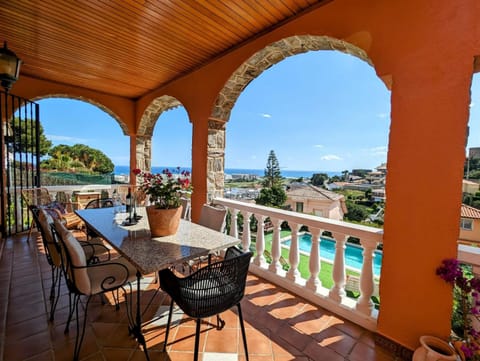 View (from property/room), Balcony/Terrace, Garden view, Mountain view, Pool view, Sea view
