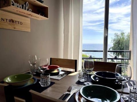 [Suite Letizia] Vista mare-Wi-Fi-Box Auto incluso Apartment in Sanremo
