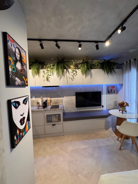 TV and multimedia, Living room, Decorative detail
