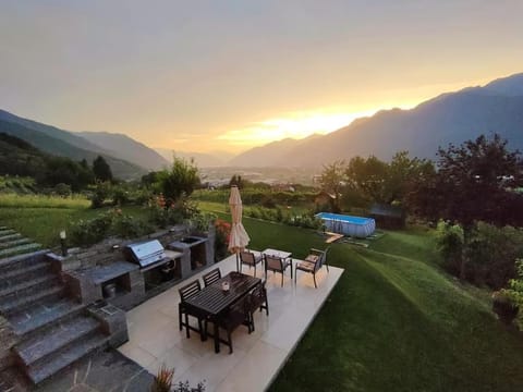 Patio, Natural landscape, Garden, Dining area, Garden view, Mountain view, Pool view, Swimming pool