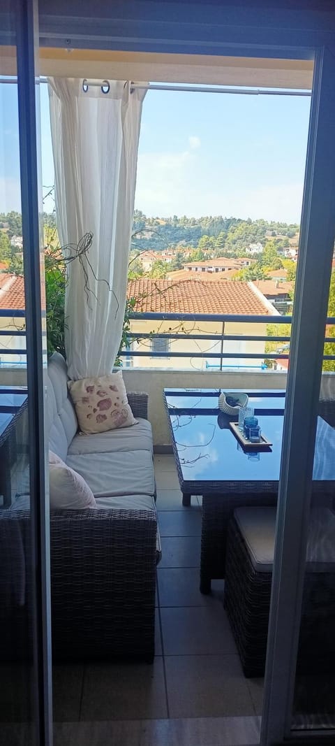 View (from property/room), Balcony/Terrace