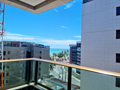 Natural landscape, View (from property/room), Balcony/Terrace, City view, Sea view