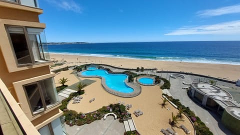 Garden, Swimming pool