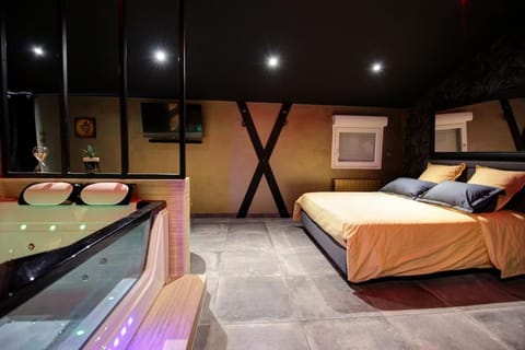 Suite romantique avec ambiance cocooning Apartment in Saint-Étienne