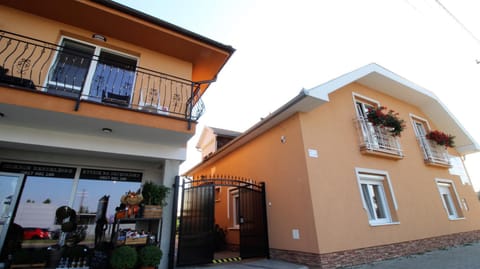 Property building, Street view