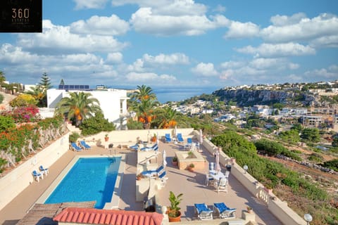 One of a kind villa with WI-FI, Private pool & BBQ by 360 Estates Apartment in Malta