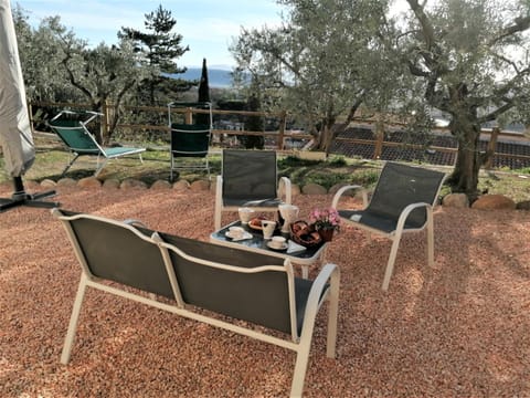 Spring, Day, Natural landscape, Balcony/Terrace, Dining area, City view, City view, Garden view, Garden view, Mountain view, Mountain view