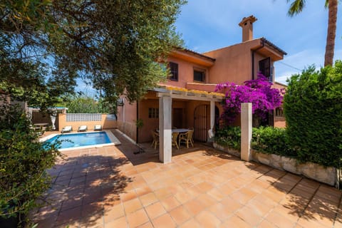 Property building, Living room, Swimming pool