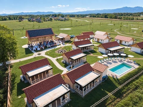 Property building, Spa and wellness centre/facilities, Fitness centre/facilities, Swimming pool