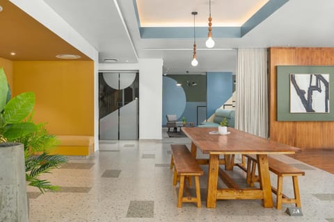 Communal lounge/ TV room, Seating area, Dining area