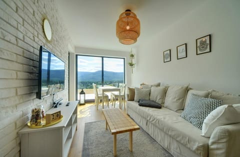 Seating area, Mountain view