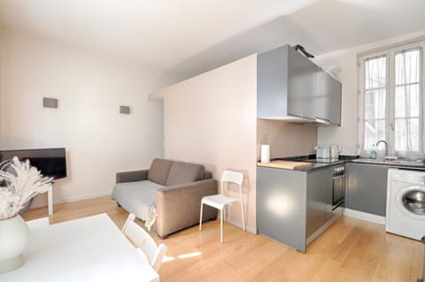 Servandoni - Heart of Saint Germain des Prés - Best location Apartment in Paris