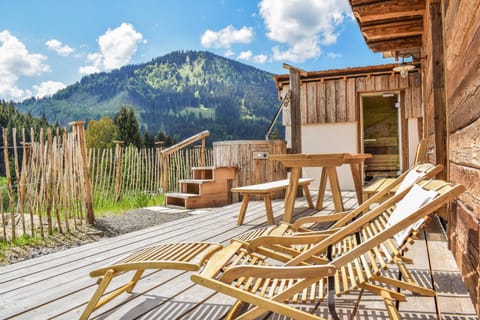 Day, Natural landscape, Hot Tub, Sauna, Balcony/Terrace, Mountain view, sunbed