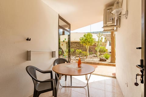 Balcony/Terrace, Garden view