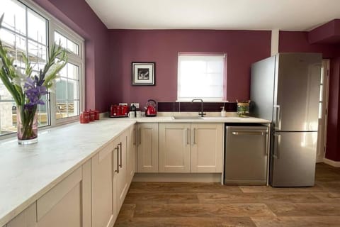 Rhoslan. Boutique style farmhouse in Snowdonia House in Wales