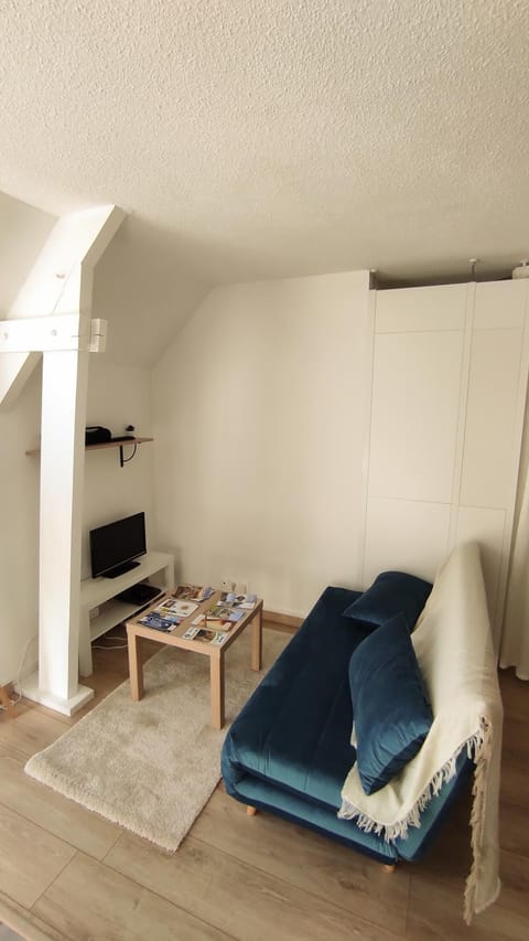 Studio Ouistreham entre centre-ville et plages Apartment in Normandy