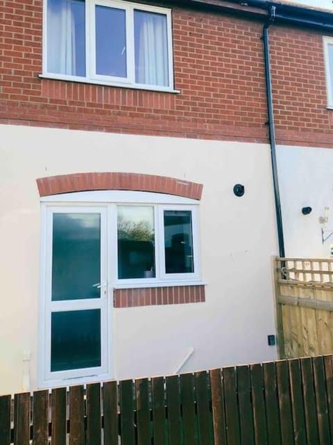 Mews house 5 minutes walk from the sea House in Cleethorpes