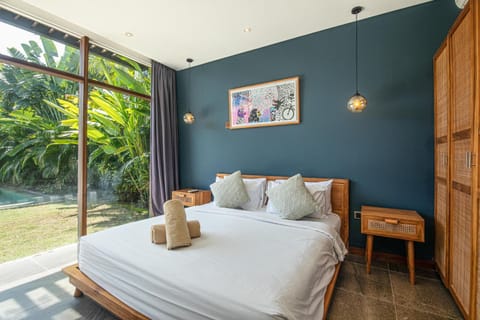 Brand New 5 BR Villa Enclosed Living room Canggu Villa in North Kuta