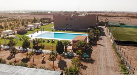 Pool view, Swimming pool, sunbed